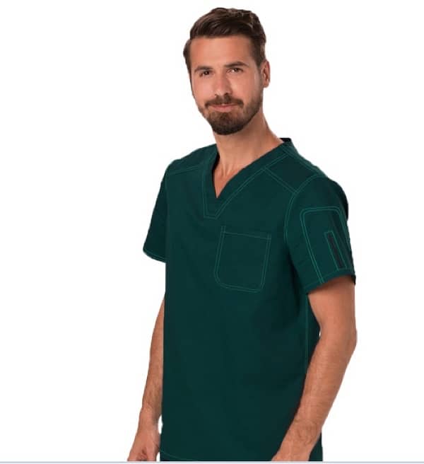 Tuck. in scrub with cargo trouser 0