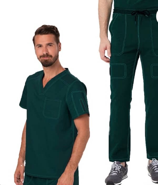 Tuck. in scrub with cargo trouser 2