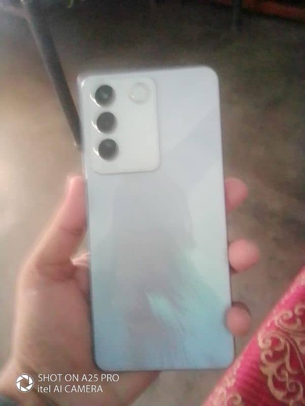 vivo v 27 e 4