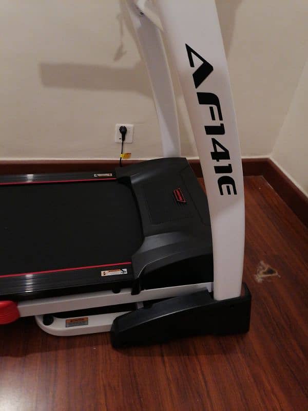 American Treadmill Brand New 120kg capacity easy to install 3