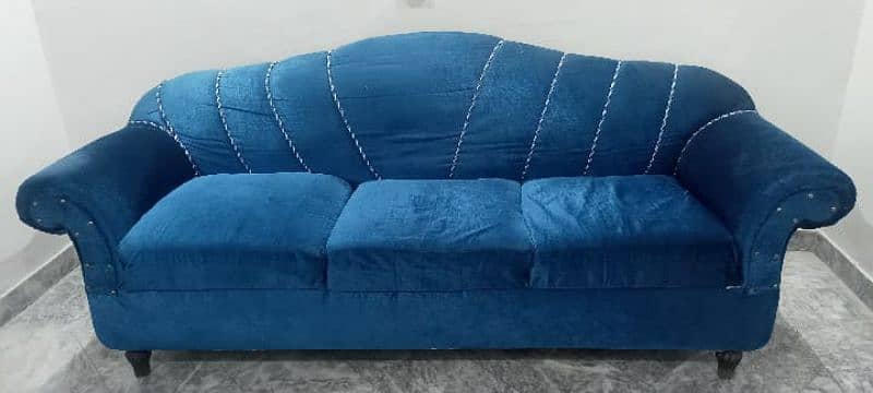 6 seater sofa 0