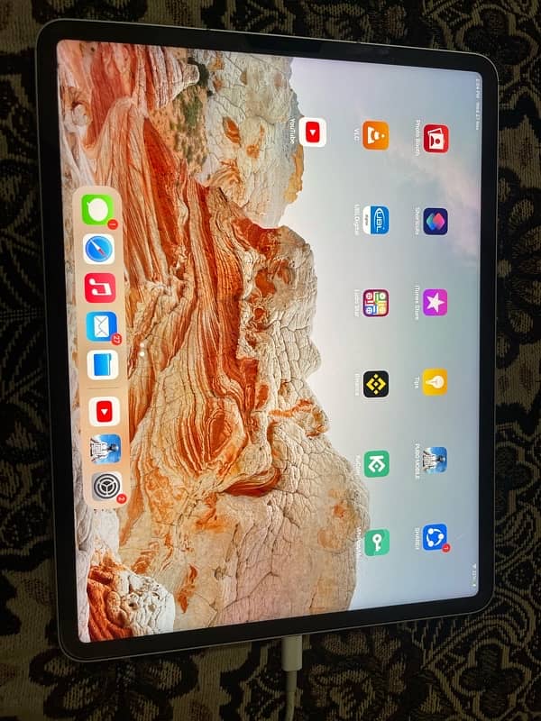 iPad Pro 12.9 inch 5th Generation M1 Chip 128GB 1