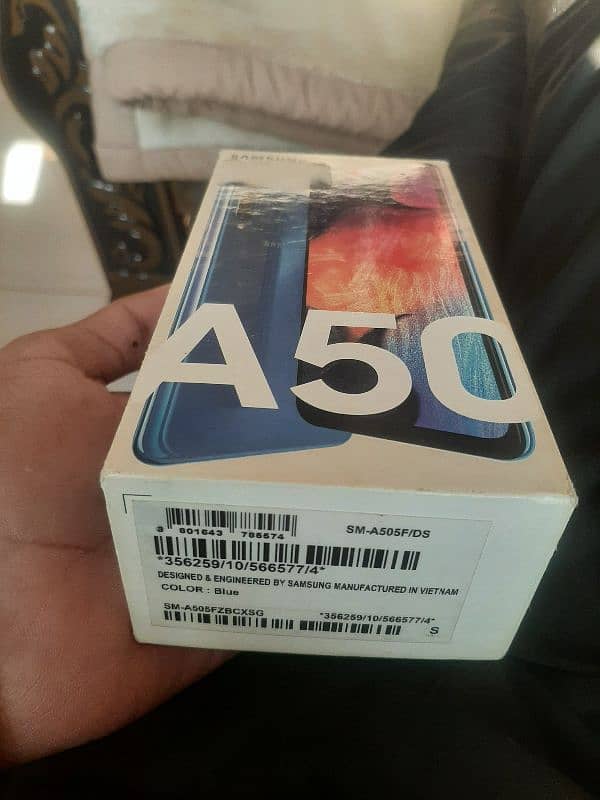 Samsung A50 For Sale with Box 4