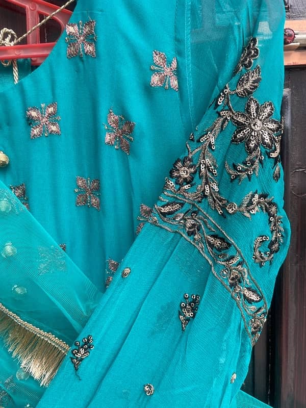 embroidered Sanaya 3 piece suit 5