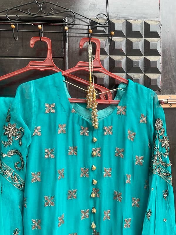 embroidered Sanaya 3 piece suit 7