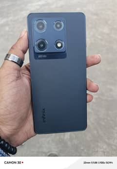 infinix note 30 pro 10/10 with all accessories