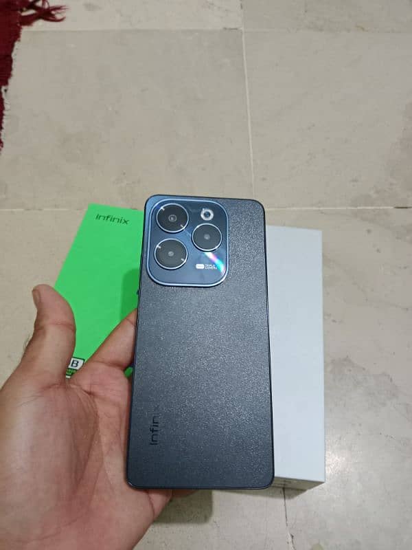 INFINIX HOT 40 (16,256gb) 1