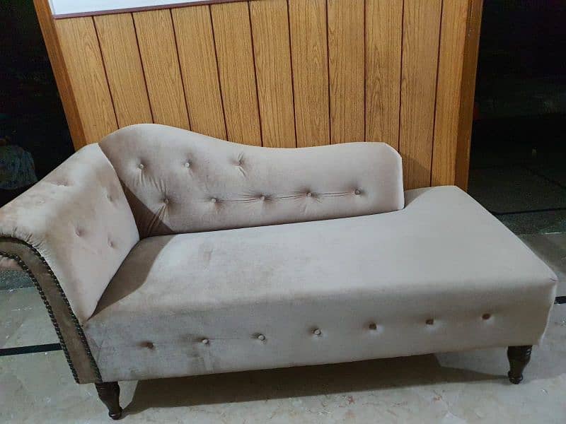 deween sofa need to sale urgent 0