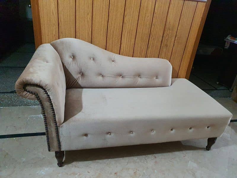 deween sofa need to sale urgent 3