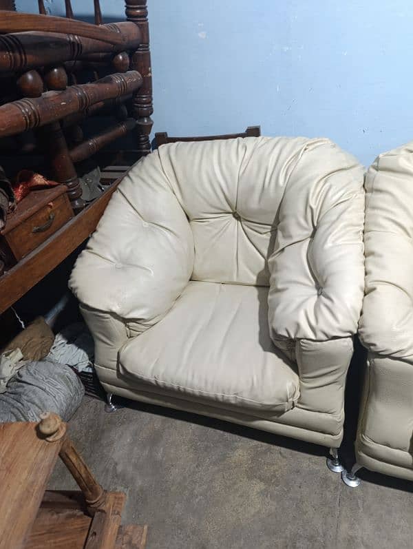 7 seater sofa in excellent condition 3+2+1+1 13