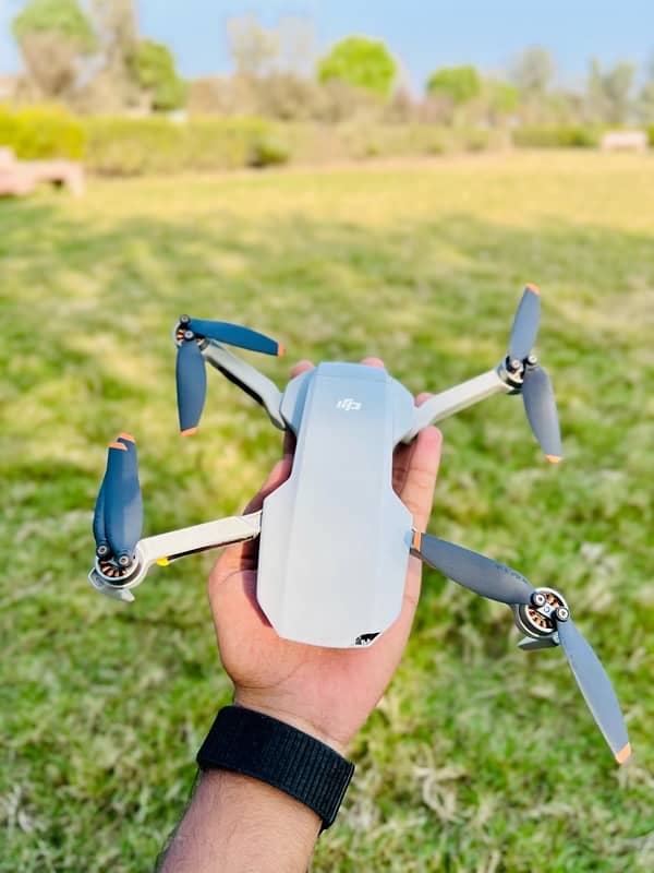 DJI mini 2 0