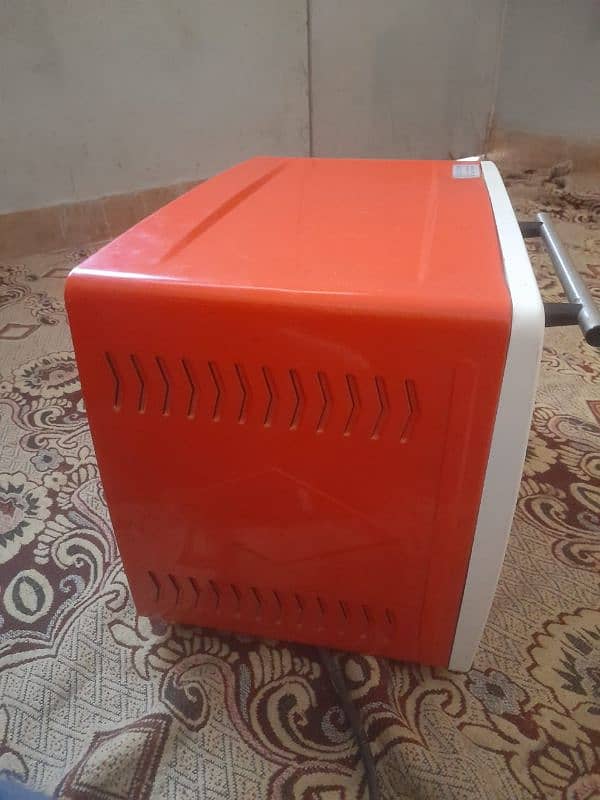 jackpot microwave oven good condition 2