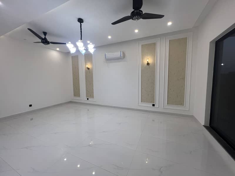 Dha Kanal Brand new luxury Banglow Available For Sale 16