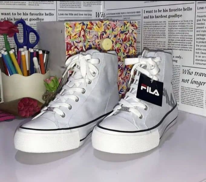 FILA Sneakers. 3