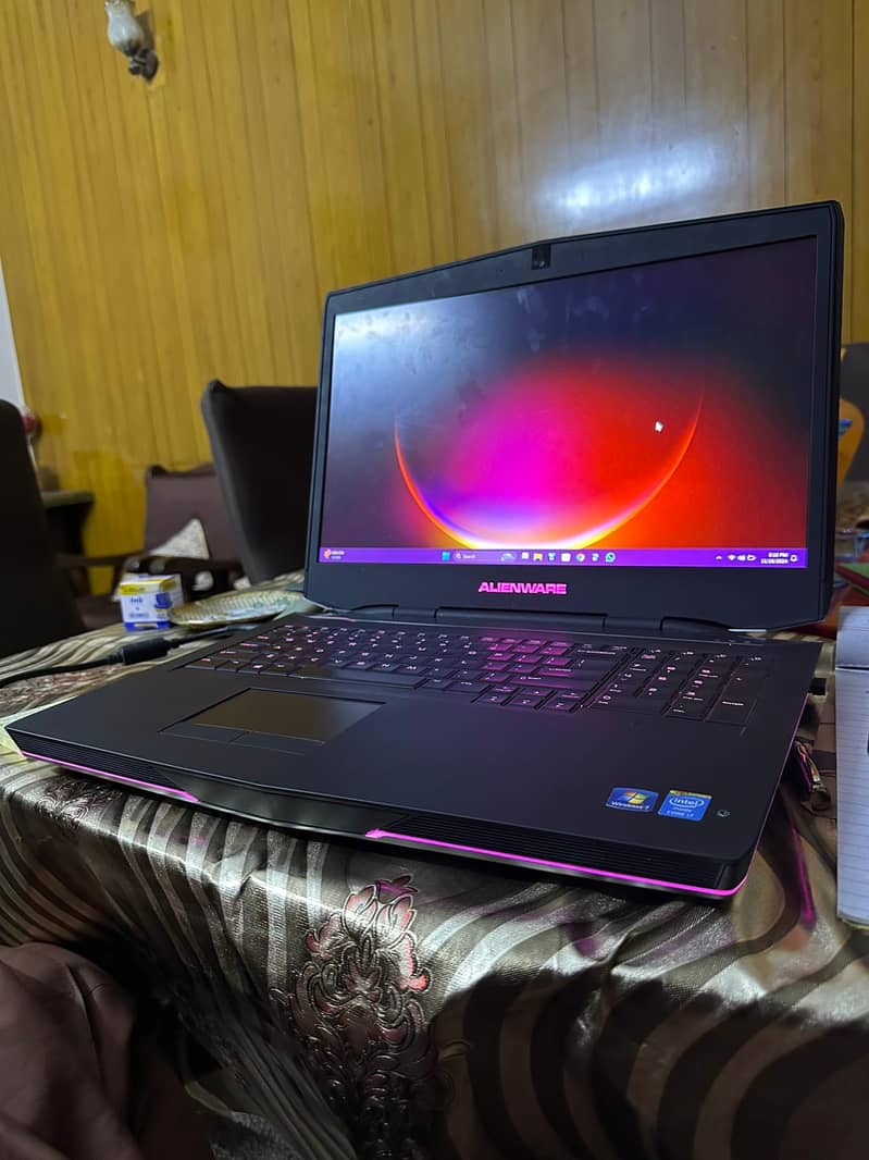 Dell Alienware 17 R4 1