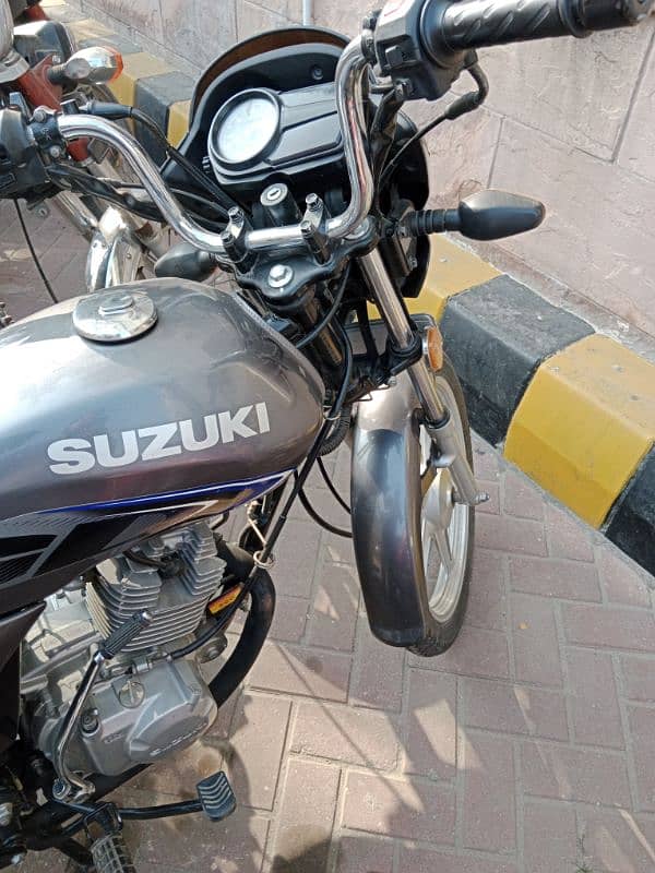 Suzuki GD 110 5