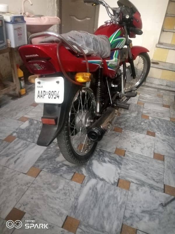 Honda pridor 100cc 1