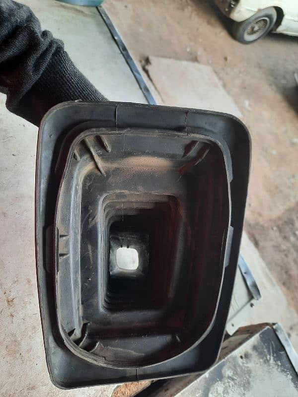 charad 1984 to 1988 models Gear lever Boot 2