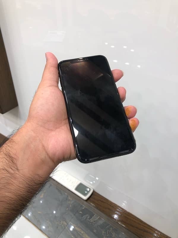 Iphone xs 256gb pta approved box 5