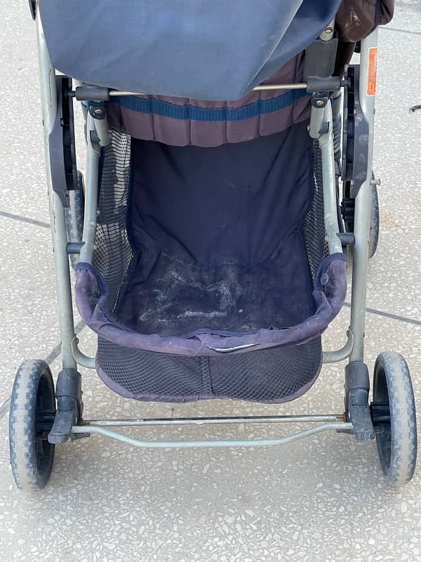 Stroller (Pram) very durable 3