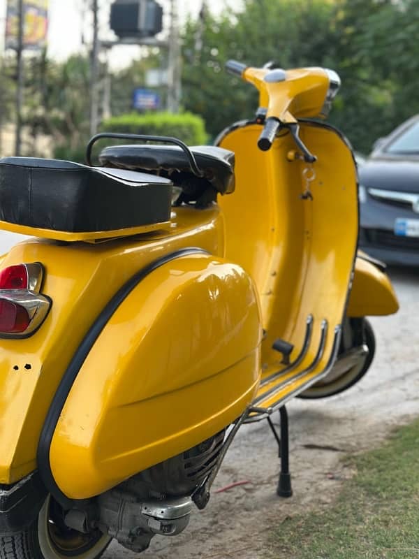 VESPA P150x 2