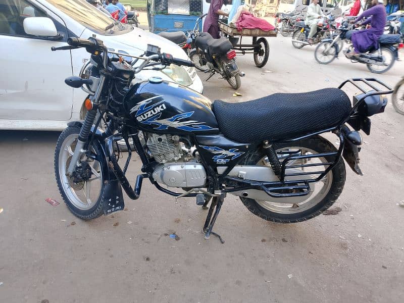 Suzuki 150 se 2021 10