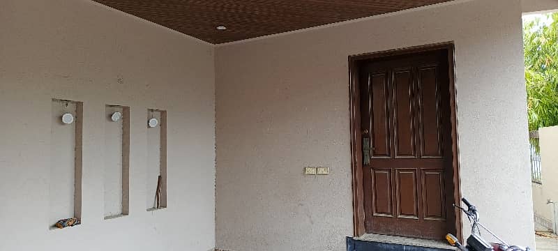 Dha Phase 5 J Block Corner 22 Marla Upper Portion Available For Rent 10