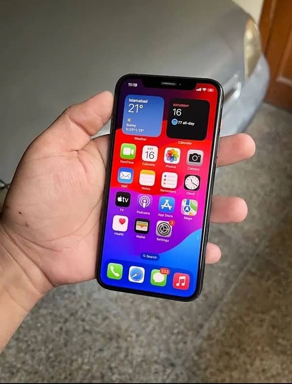 IPhone XS 64Gb unlock sim working lush condition 0