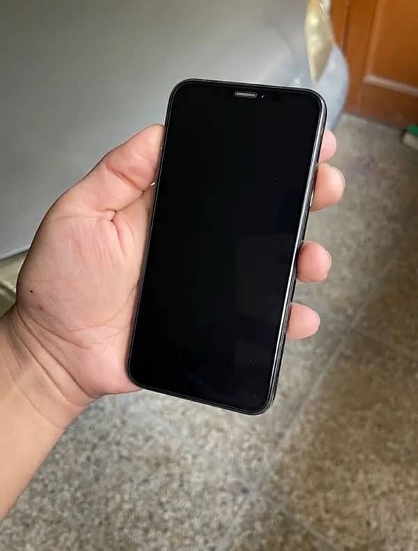 IPhone XS 64Gb unlock sim working lush condition 7