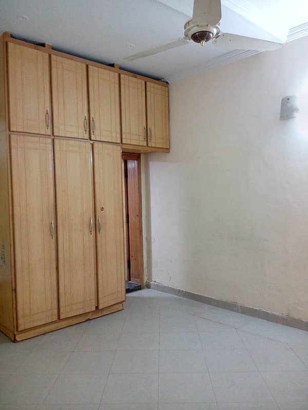 G11 30 - 60 GROUND PORTION FOR RENT NEAT AND CLEAN HOUSE 2