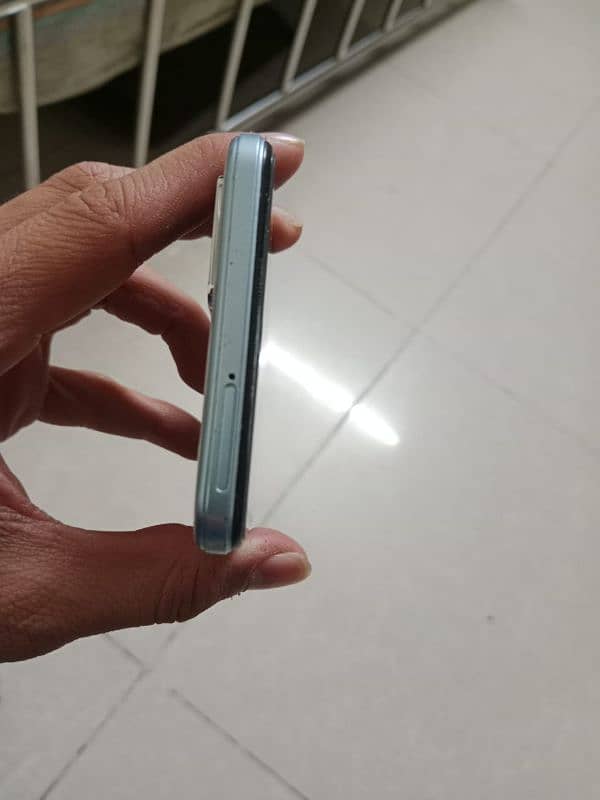 Vivo Y21 all genuine 6