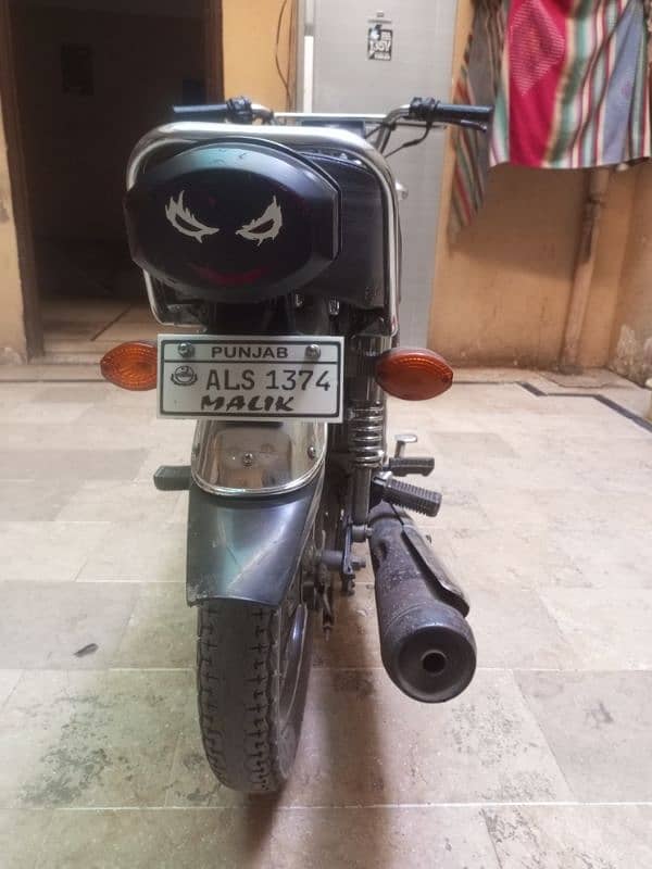 Honda 125 22 model 8