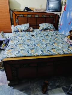 only bed noall furniture only bed 10/9 condition wodden bed