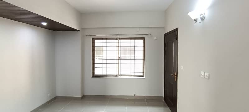 Brand New Flat Available For Rent Askari 10 Sec F 0