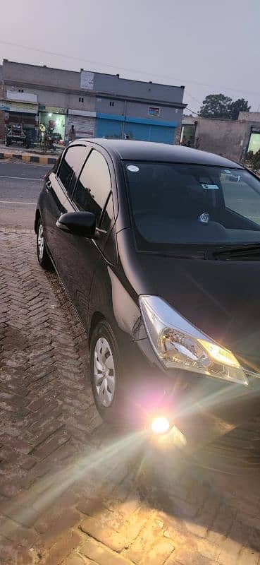 Toyota Vitz 2019 4