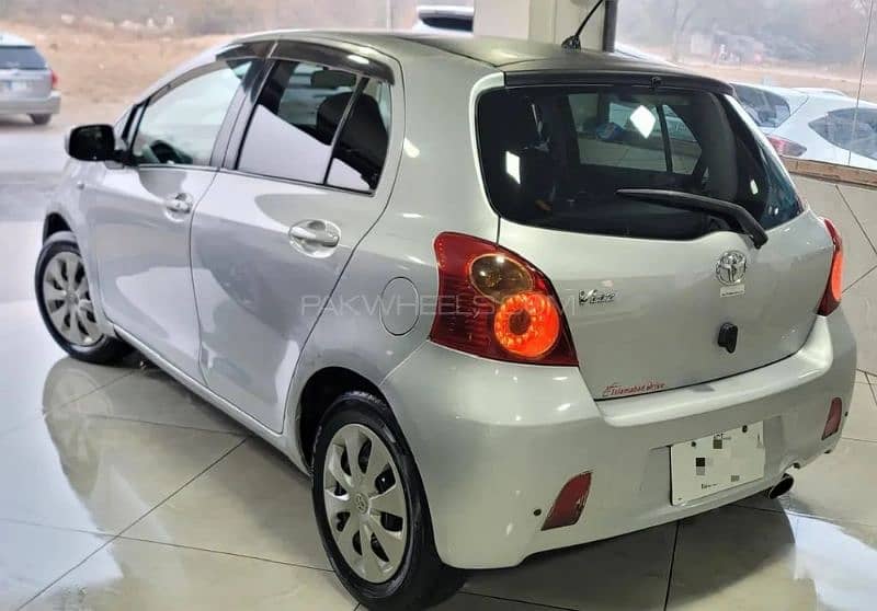 Toyota Vitz 2006 2