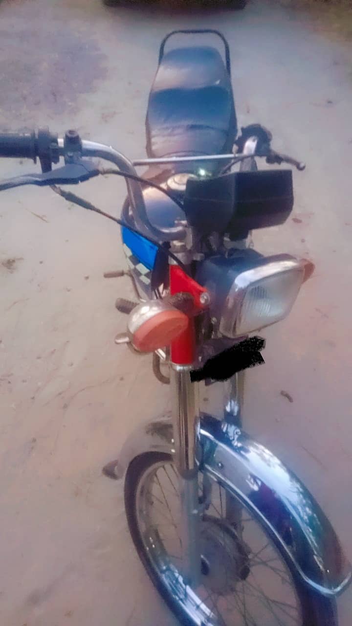 Hero 70 Islamabad no. good engine and body 4