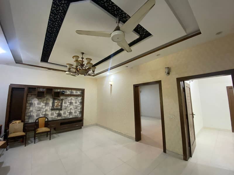 10 Marla Like Brand New Modern House With Gas Available For Rent In Overseas A Bahria Town Lahore 0