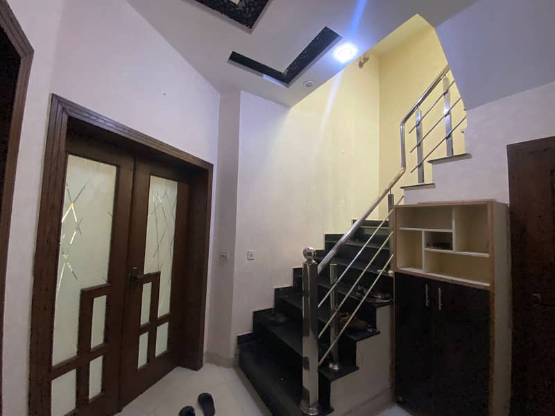 10 Marla Like Brand New Modern House With Gas Available For Rent In Overseas A Bahria Town Lahore 1