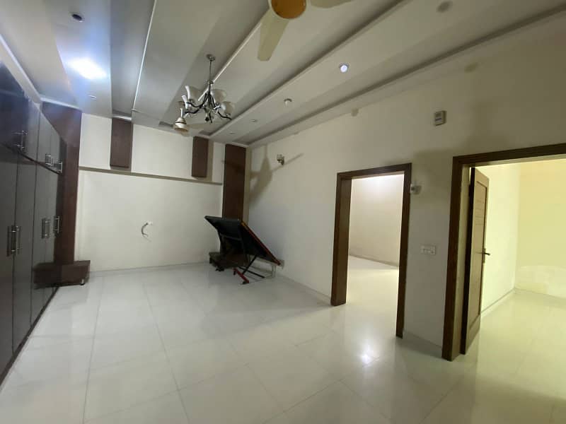 10 Marla Like Brand New Modern House With Gas Available For Rent In Overseas A Bahria Town Lahore 10