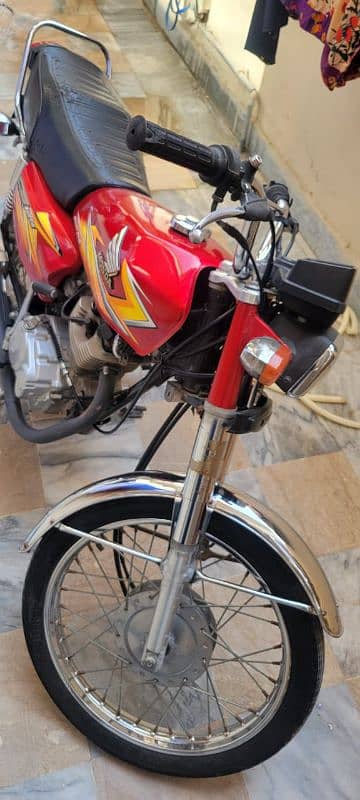 Honda 125 4