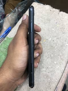 iPhone XR 64 gb