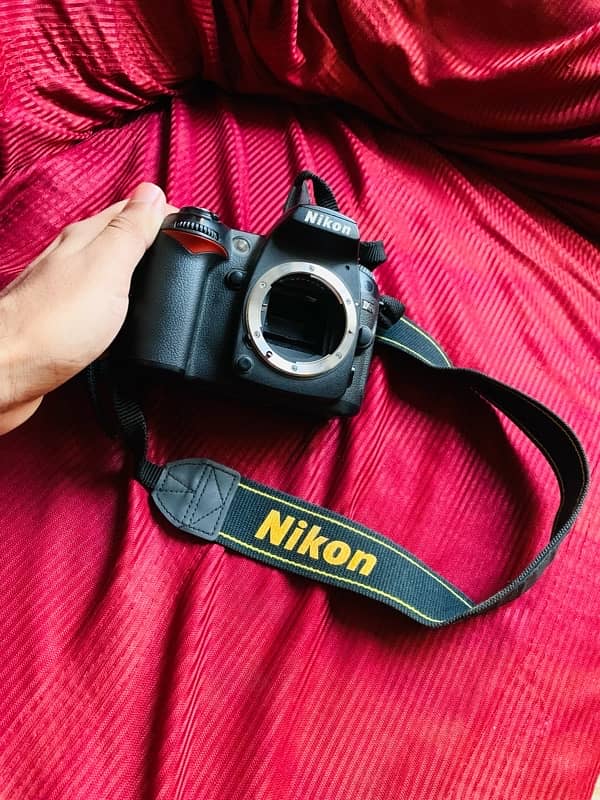 NIKON D 90 2