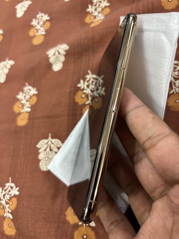 Iphone XS 256GB Factory Unlock (Non PTA) 5