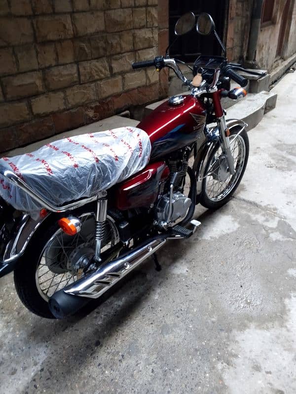 Honda CG 125 Model 24 Applied for brand new condition 03219290089 9