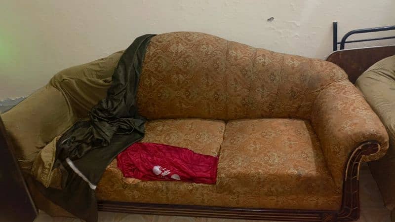 sofa for sell 0