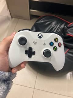 xbox one s original controller