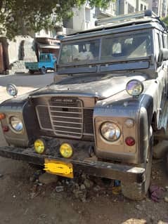 Land Rover Defender 1979