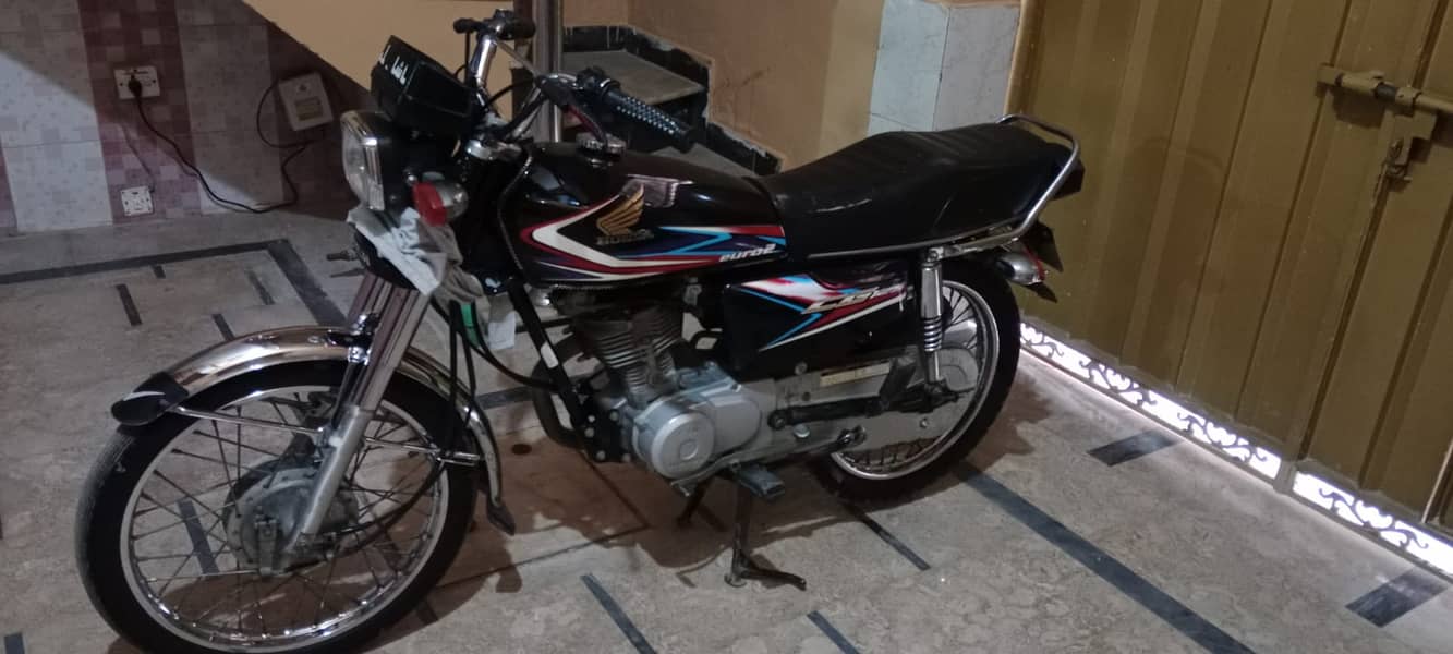 Honda CG 125 19A MODEL SALE GOOD CONDITION 1