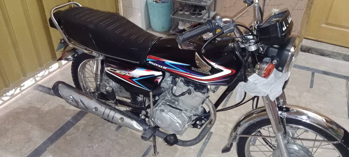 Honda CG 125 19A MODEL SALE GOOD CONDITION 3